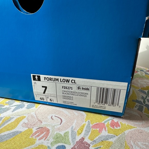 Forum Low Classic Shoes - Picture 3 of 8